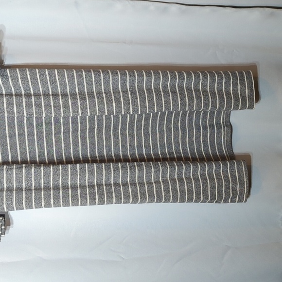 Umgee striped duster length open front side slit grey white cardigan boho beach - Picture 3 of 9